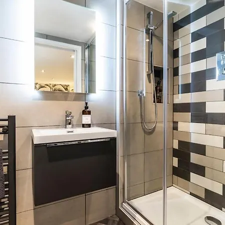 The Holt - Ilkley, Location, Stylish * Leeds (West Yorkshire)