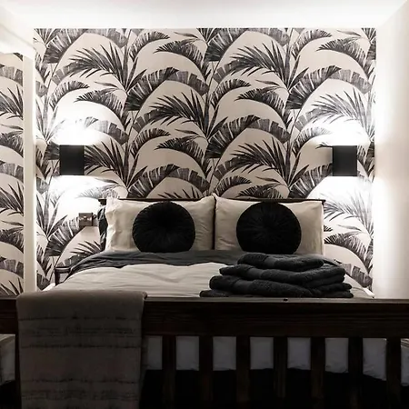 The Holt - Ilkley, Location, Stylish Apartman Leeds