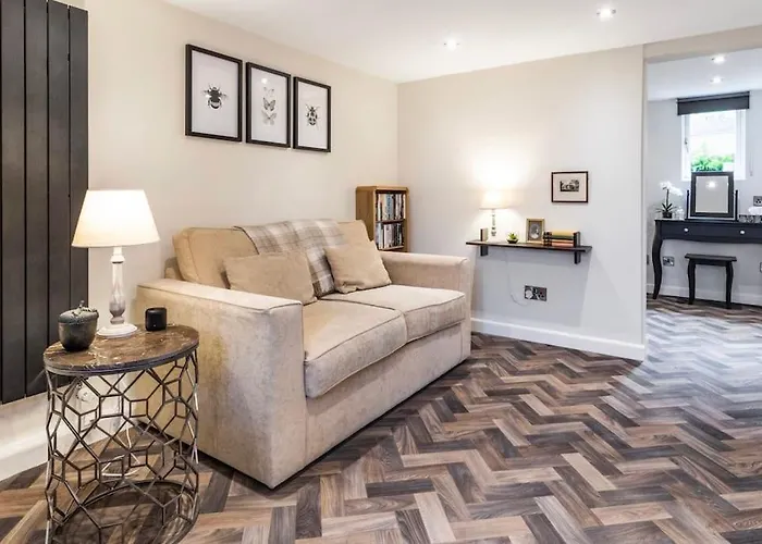 The Holt - Ilkley, Location, Stylish